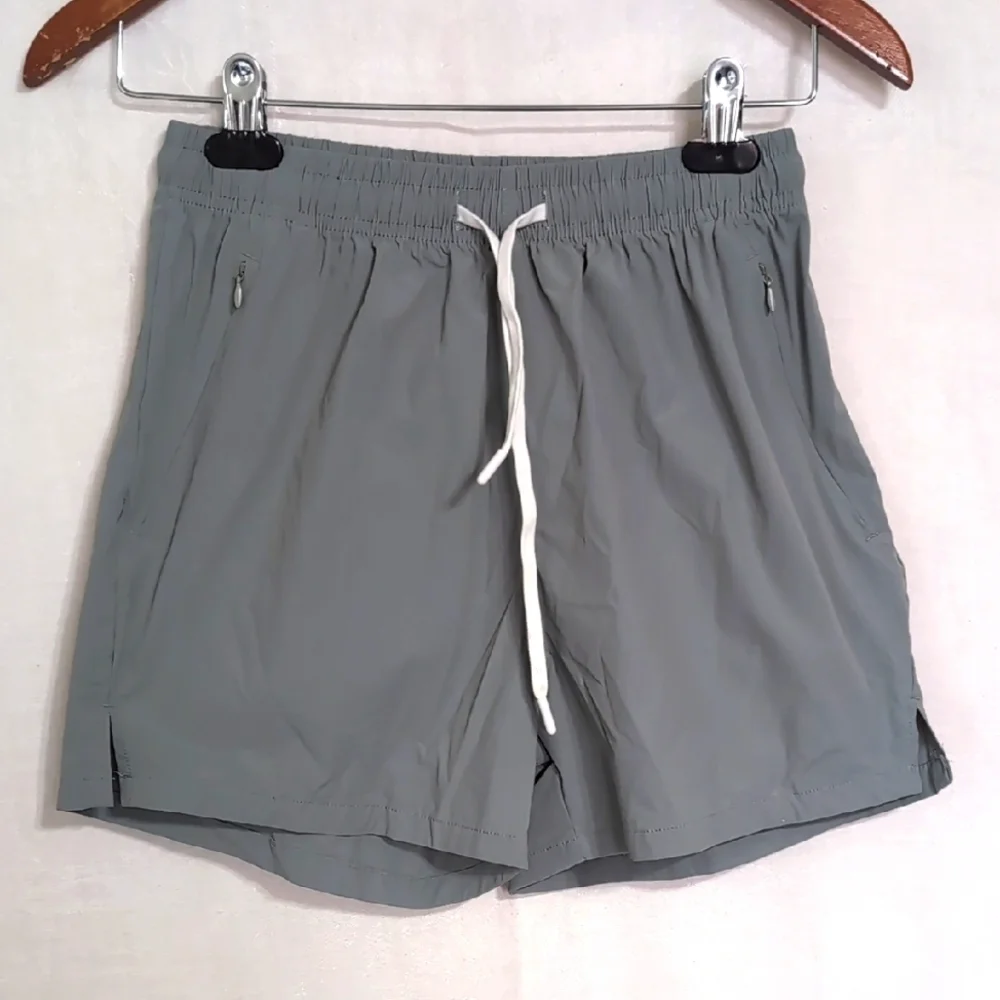 Unbranded Gray Pull-On Running Shorts Zip Pockets Size Youth Large